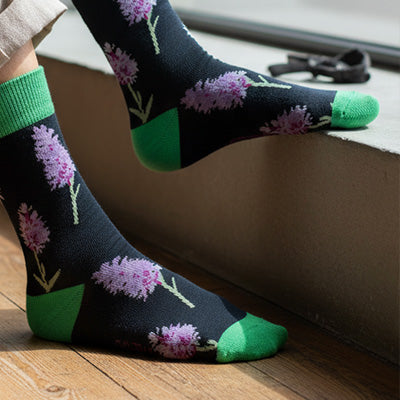 Model wearing Orchid Socks